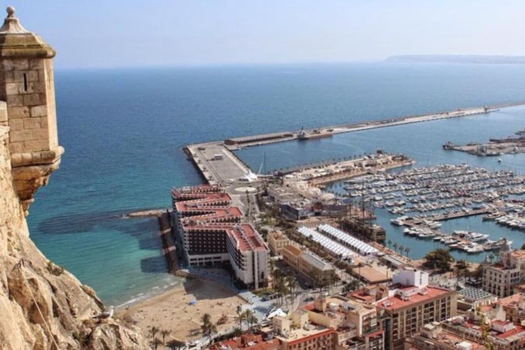 La Casita Azul Apartment Аликанте Екстериор снимка